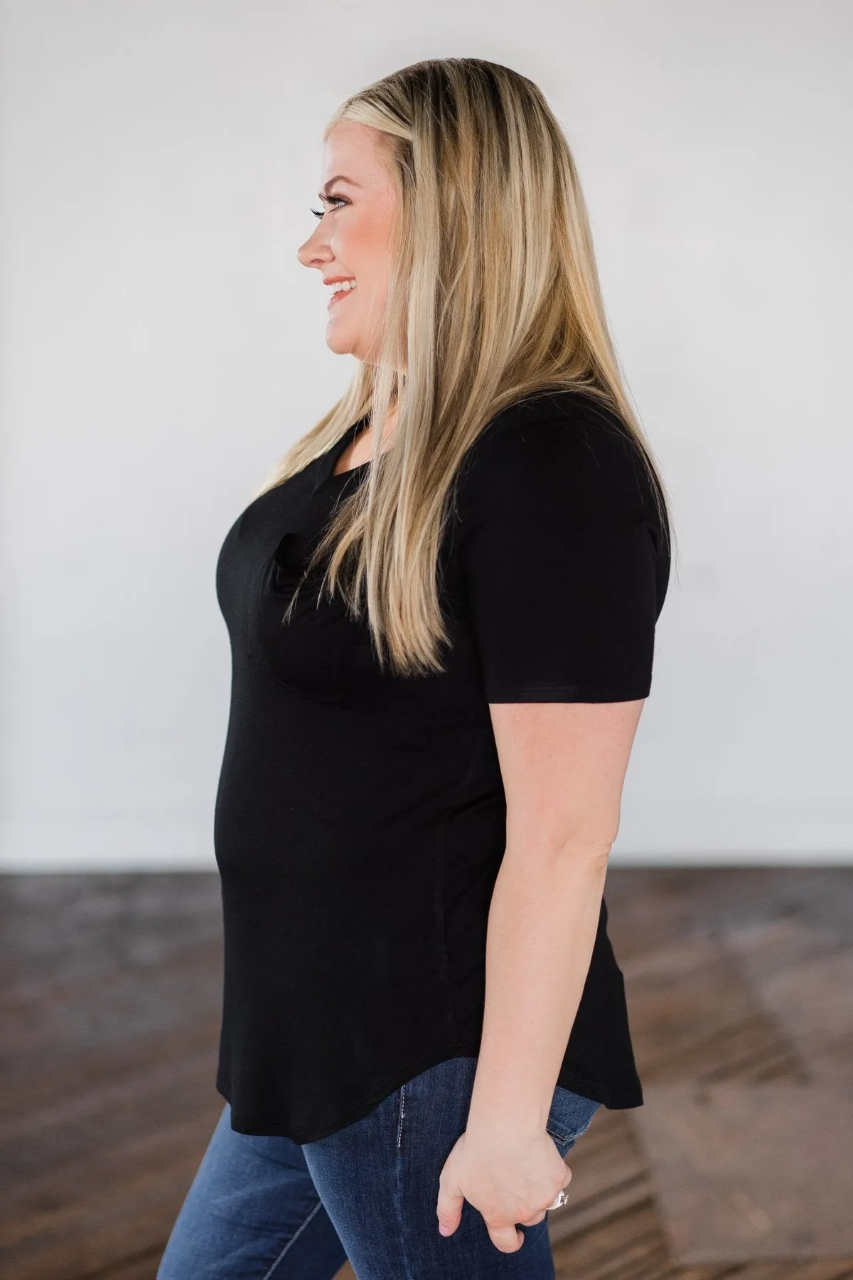 Essential Pocket Top- Black