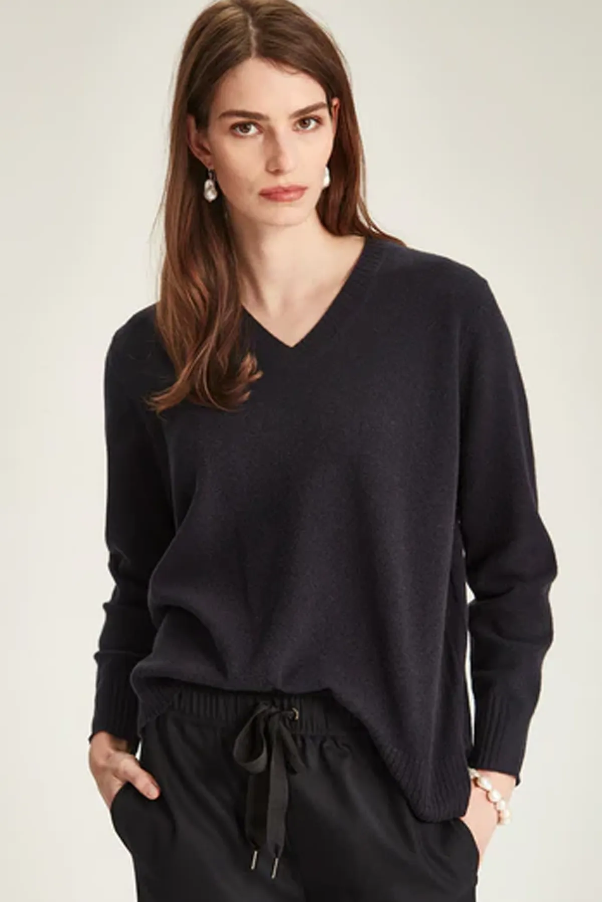 KARI CASHMERE V SWEATER
