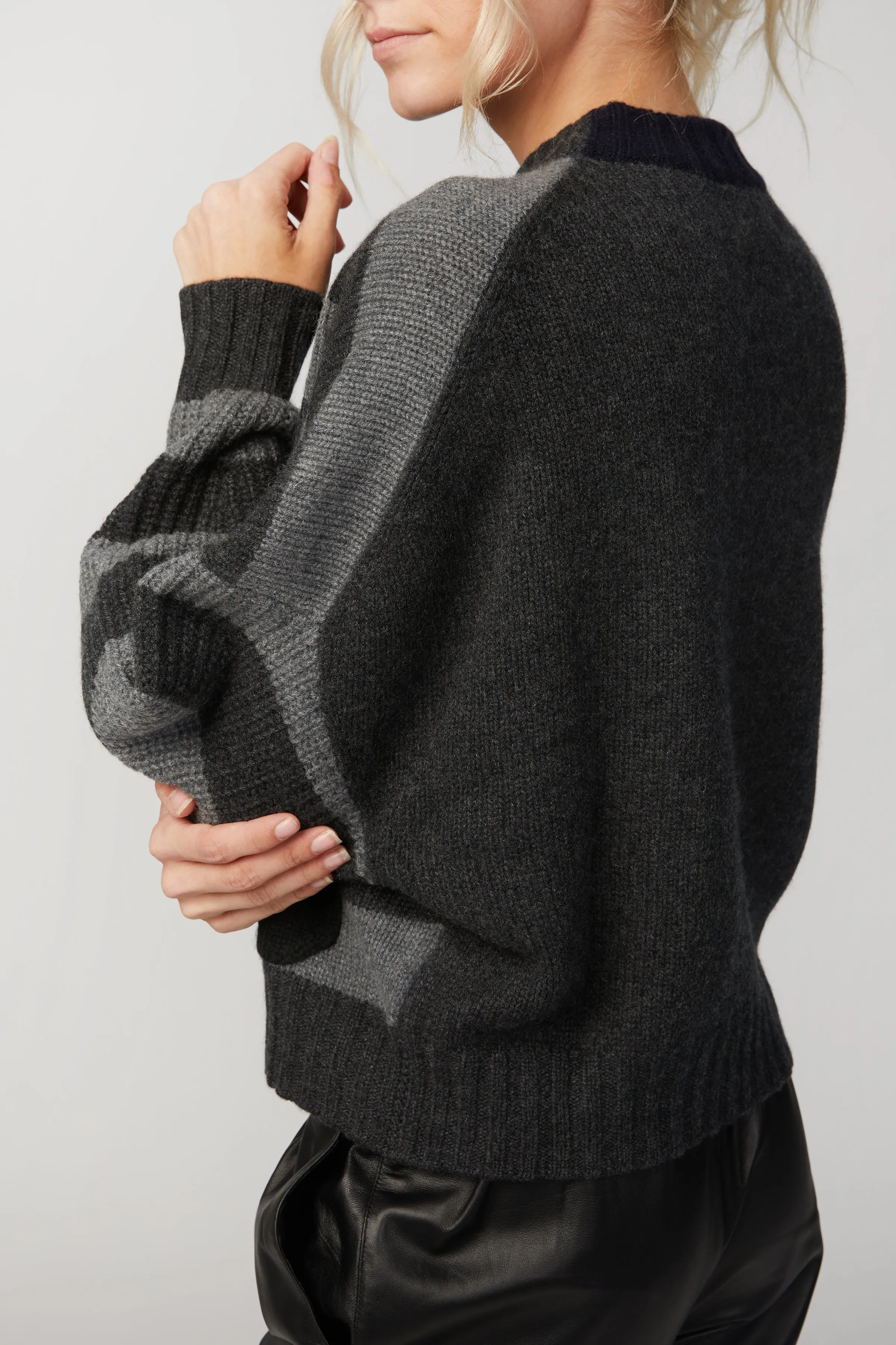 LUXE CASHMERE CROPPED CREWNECK SWEATER