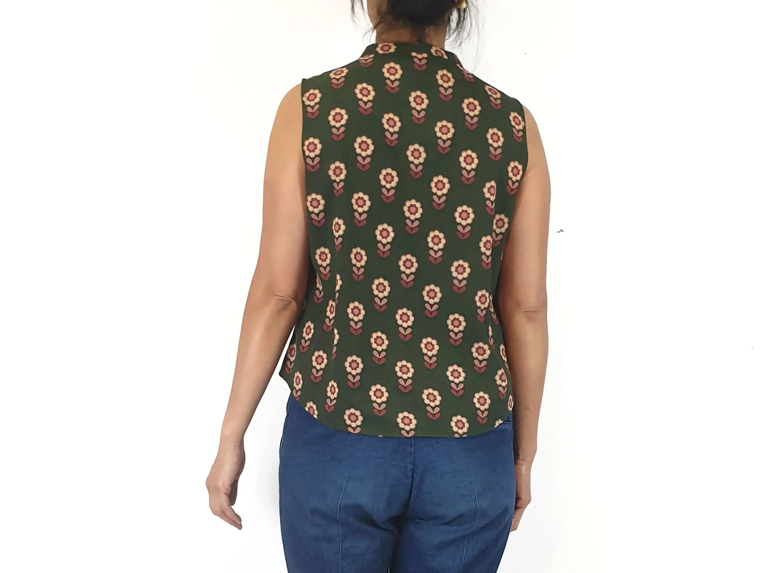 Princess Highway green print sleeveless top size 10
