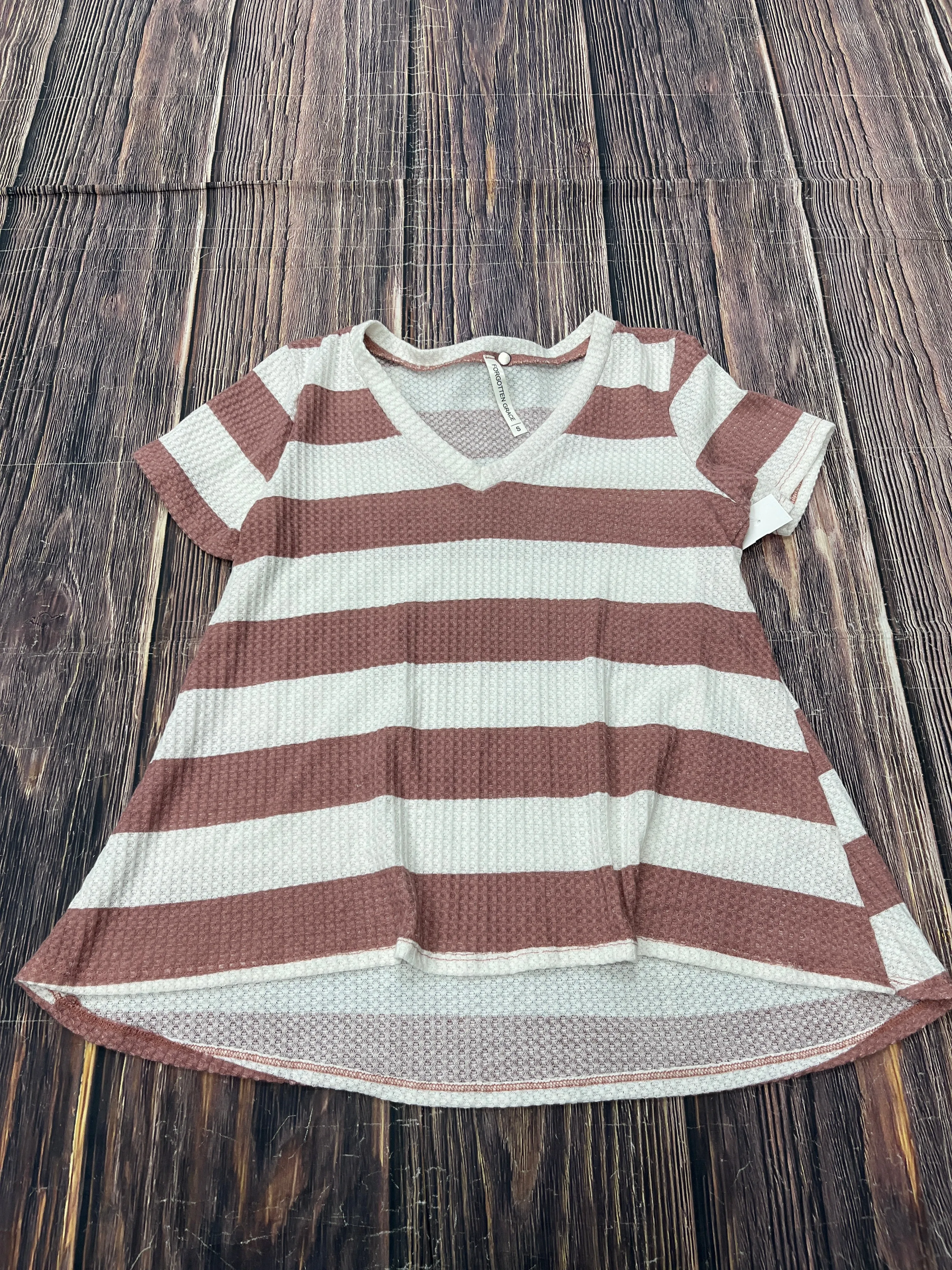 Top Short Sleeve Basic By Clothes Mentor In Purple, Size: S